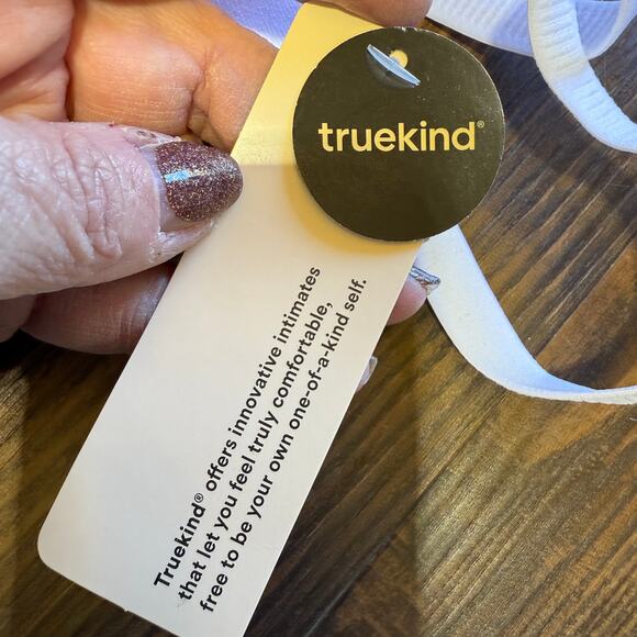 NWT Truekind Supportive Comfort Wireless Shaping Bra Size M - Picture 9 of 10